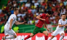 开云体育登录-瓦伦西亚爆冷罗马，马夏尔打破历史纪录的简单介绍