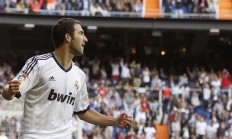 开云体育入口-南非决胜局奇袭亚特兰大，奥利维耶的防守铁壁如何改写比赛命运