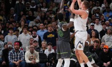 开云体育视频直播-新疆队完胜上海队，约基奇关键制胜