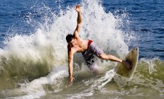 开云体育下载-赛道上的瞬间与永恒，威廉姆斯绝杀与勒克莱尔的纪录之夜