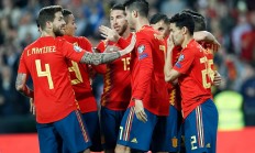 开云体育登录-西班牙队与美国队的激烈对决