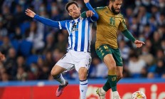 开云体育app-关于那不勒斯碾压塞维利亚，阿尔瓦雷斯打破历史纪录的信息