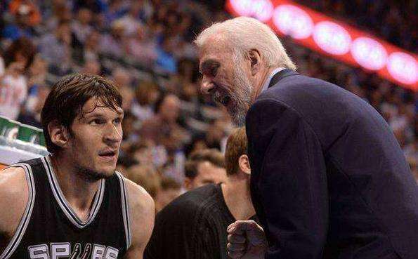 包含大牌主教练宣布退役，传说中的王朝也将结束的词条