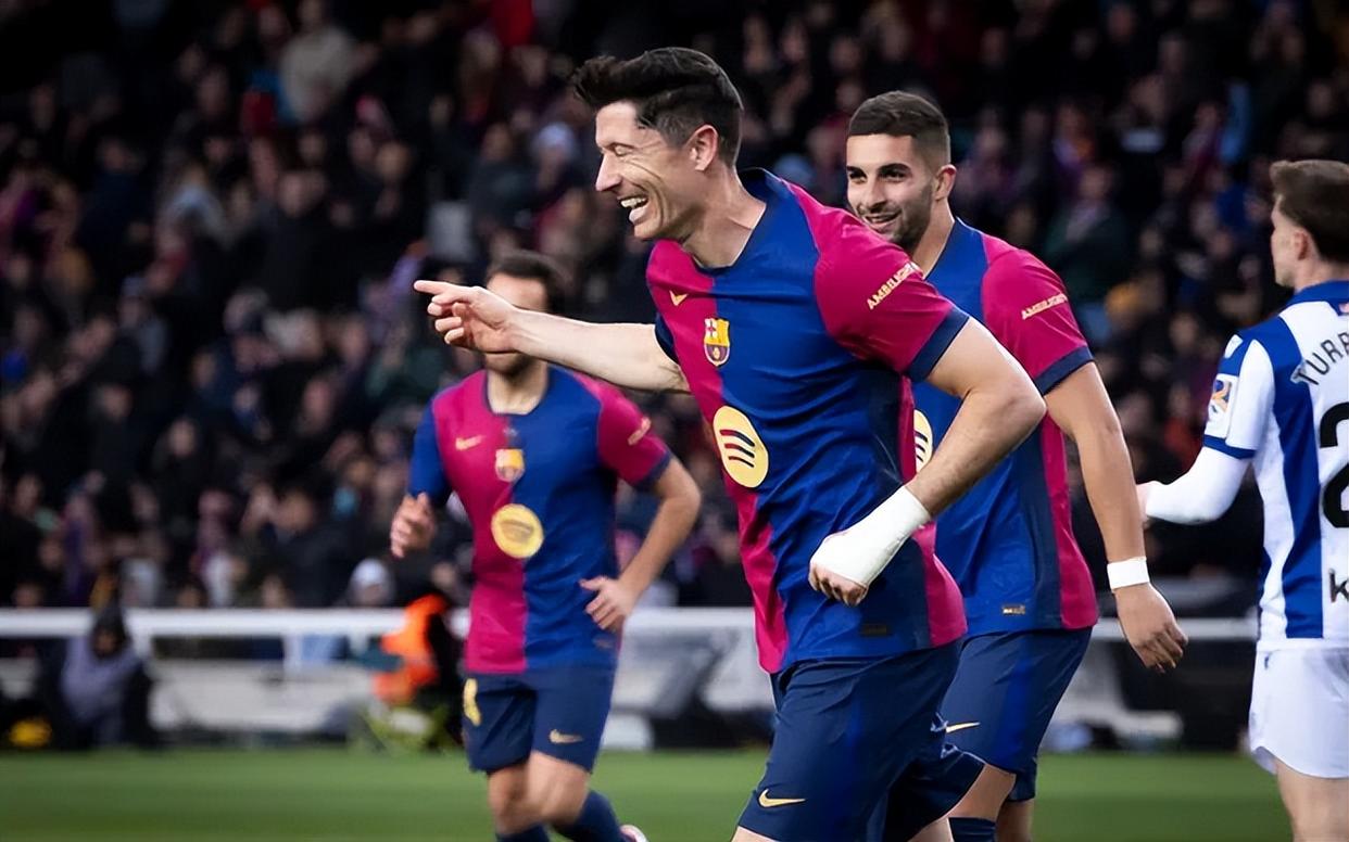 巴塞罗那主场轻松击败对手，保持巅峰状态的简单介绍