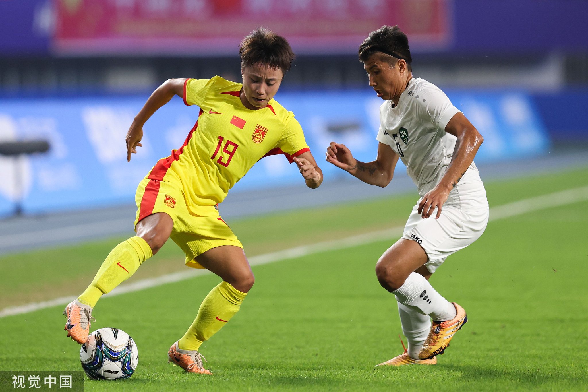 中国女子足球迎来连胜，实力备受瞩目