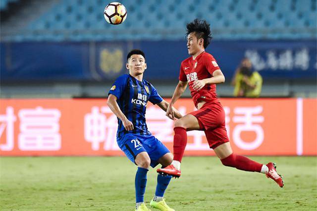 队内矛盾浮出水面：球员间不和解