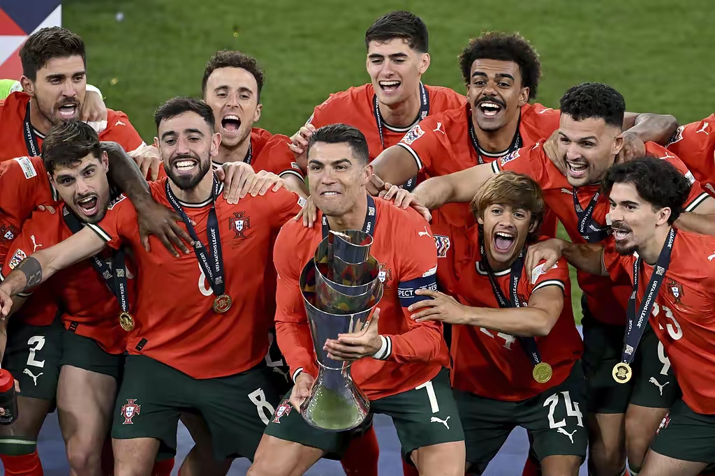 葡萄牙凭借点球战胜德国，挺进决赛