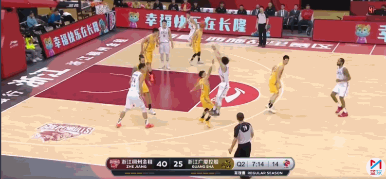 浙江队客场大胜福建队,迎来两连胜 浙江队客场大胜福建队,迎来两连胜