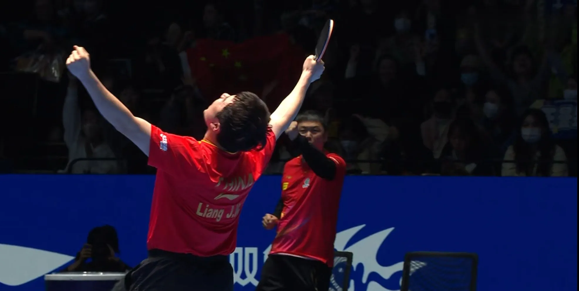 关于中国乒乓球队碾压波兰乒乓球队，张继科关键制胜的信息