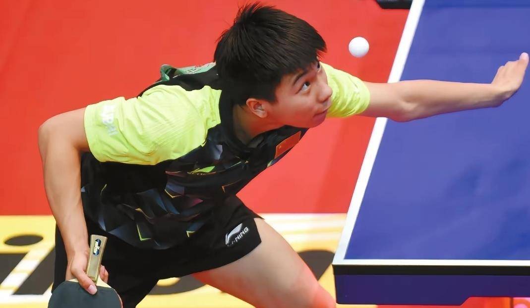 日本乒乓球队逆转中国乒乓球队，奥恰洛夫高光表现的简单介绍