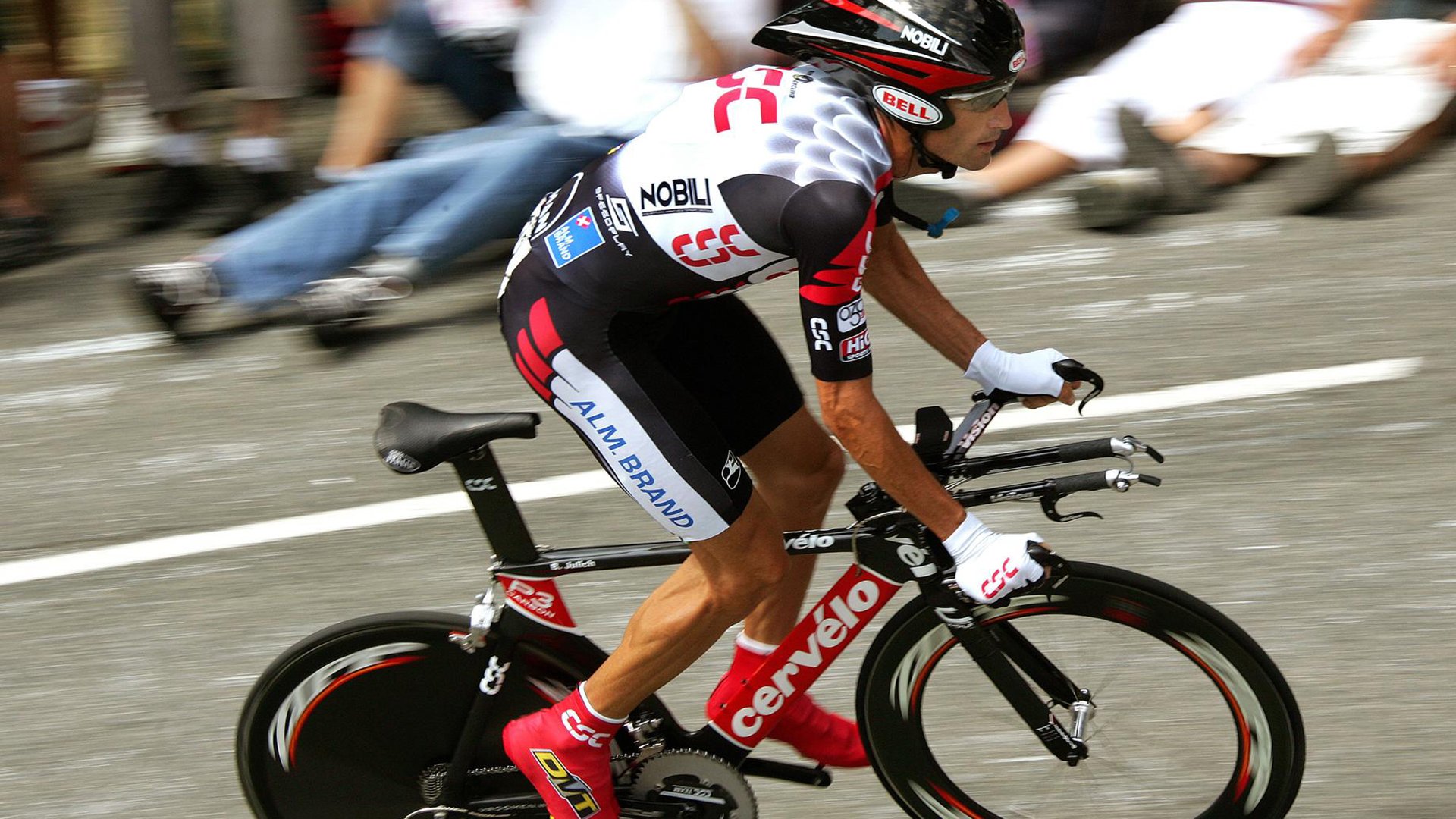 红魔铁闸锁死红军命脉，卡塞米罗如何用唯一性定义曼市德比