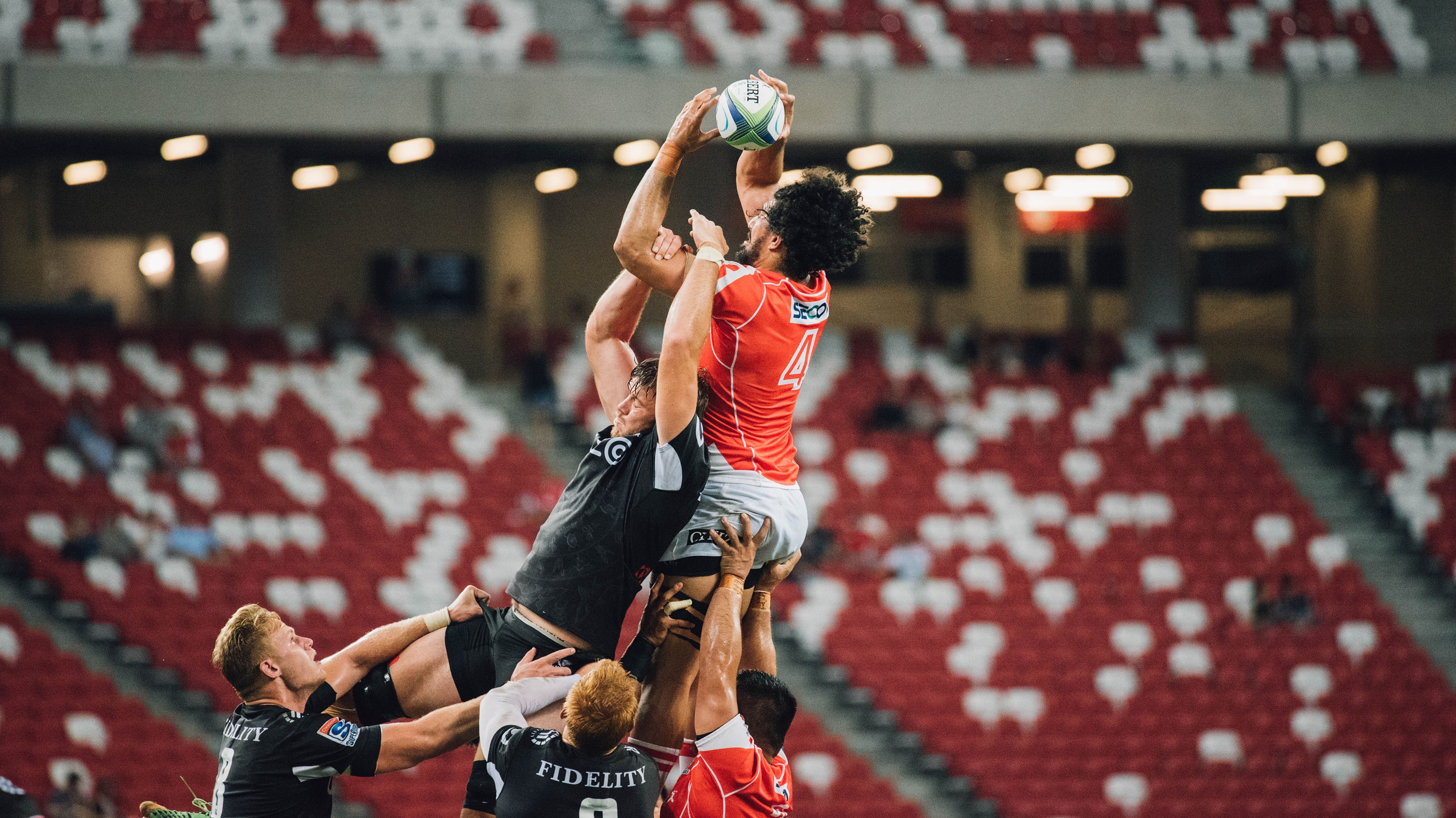 西甲国家德比之夜，塔图姆带动全队节奏，跨越时空的竞技交响