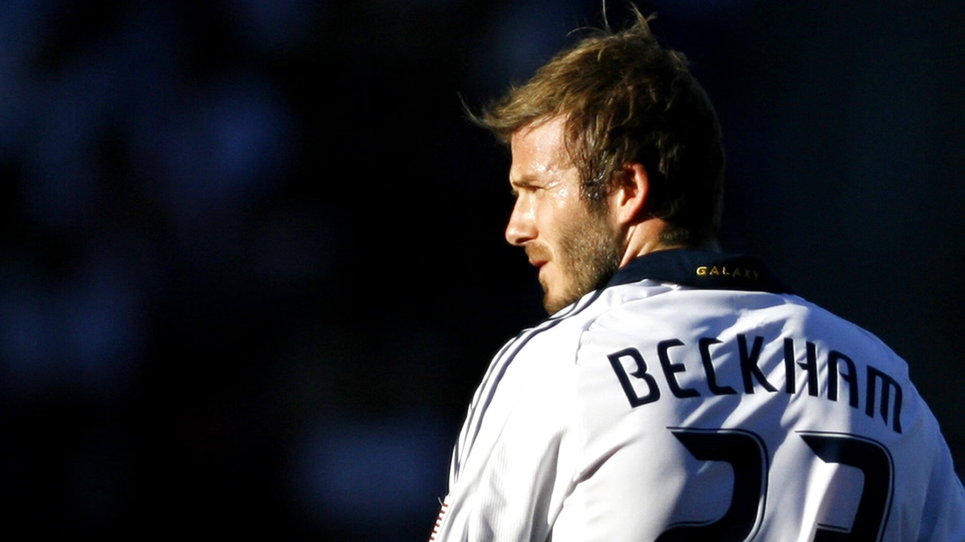 老鹰强压独行侠,爱德华兹如何从新星蜕变为关键先生